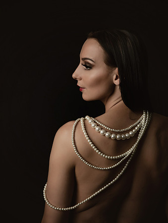 Dark & Sultry Boudoir by Belle Privé Photography