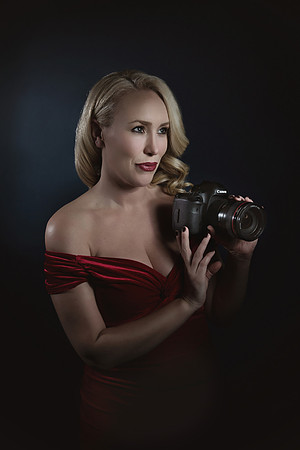 Belle Privé: Emma Finch
